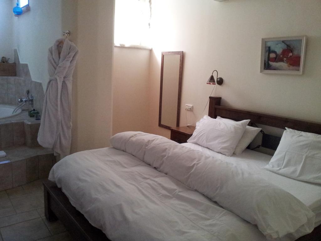 Shwartzimmer Rosh Pinna Quarto foto